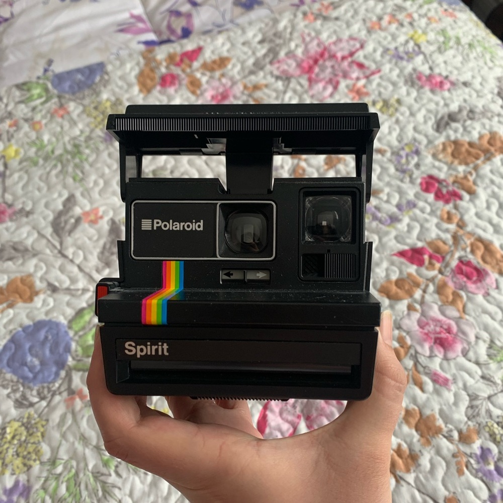 Vintage Polaroid 600 Spirit Camera (No Flash) Tested and Working